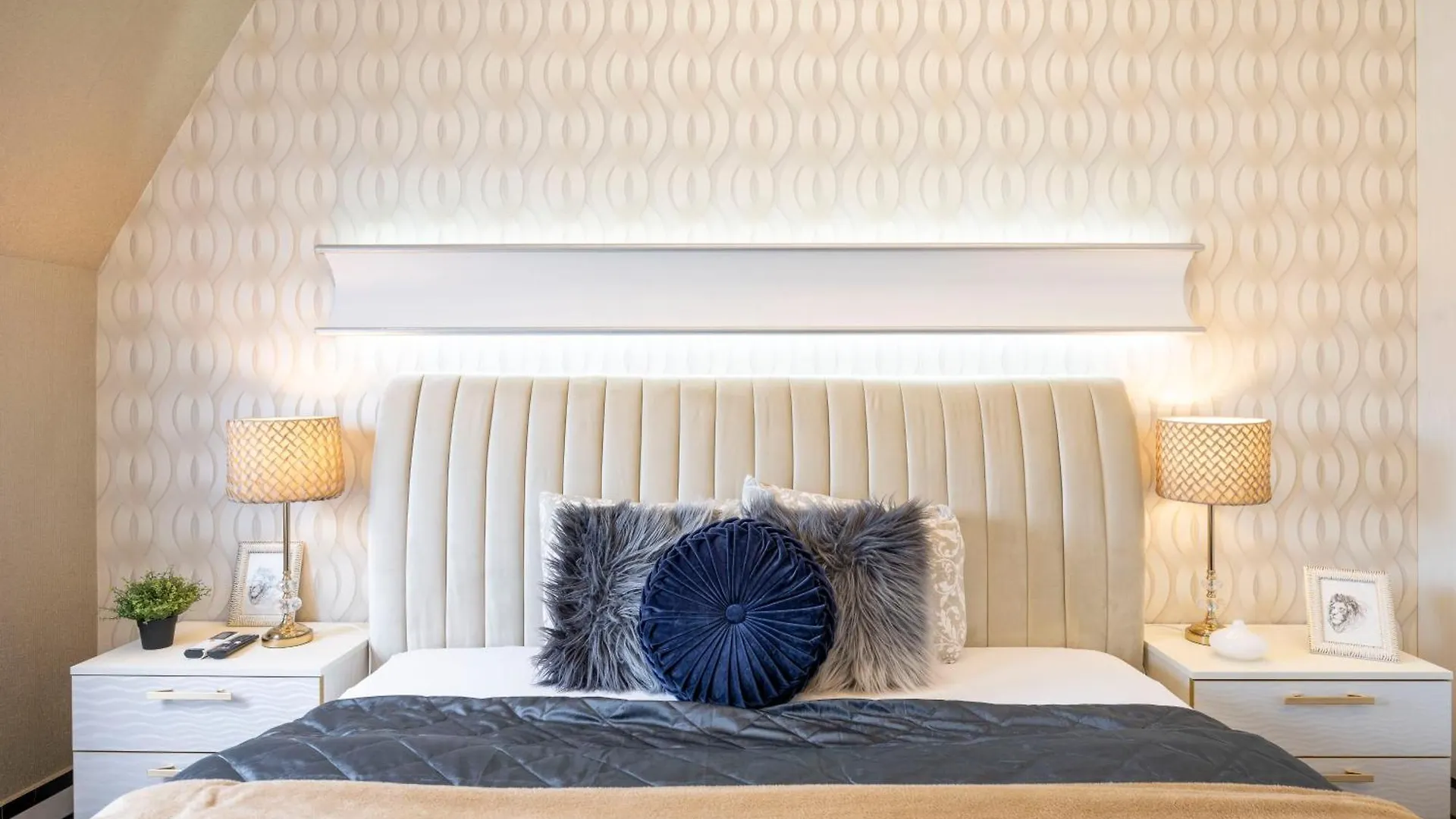 Luxury Royal Central Apartment By Prestige Homes 부다페스트 0*,