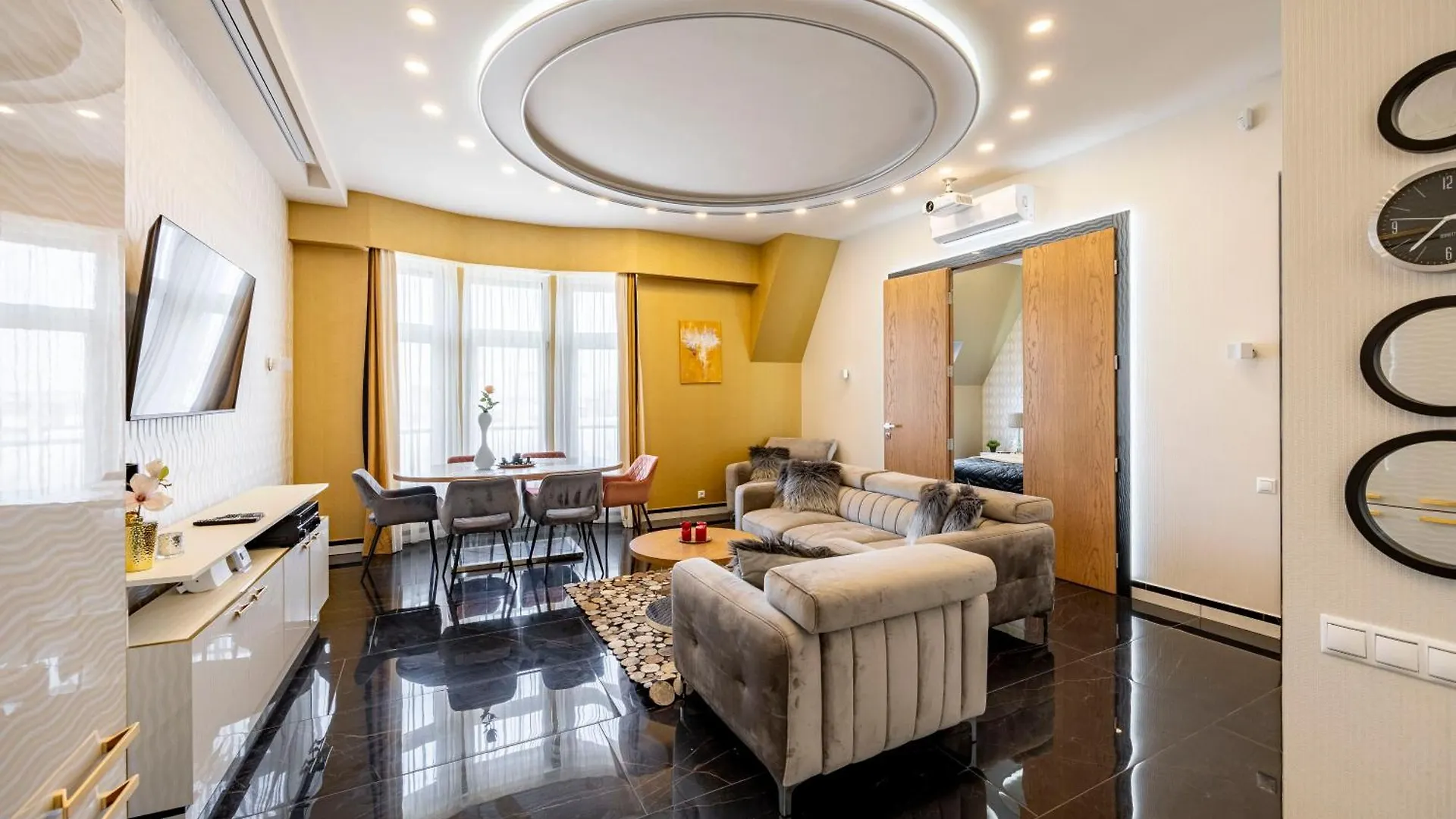 Luxury Royal Central Apartment By Prestige Homes 부다페스트